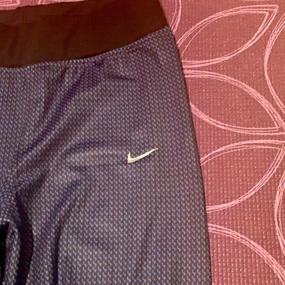 Colourblock Nike leggings - Picture 3 of 4